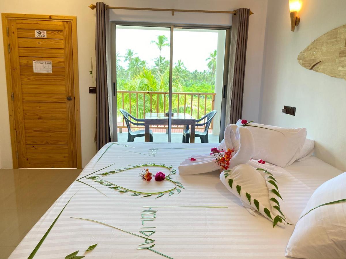 Thila Farm View Hotel Thoddoo Exterior foto