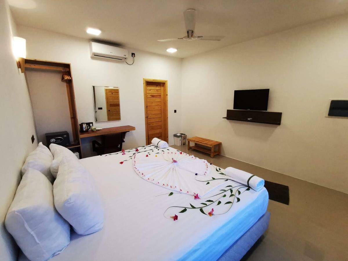 Thila Farm View Hotel Thoddoo Exterior foto