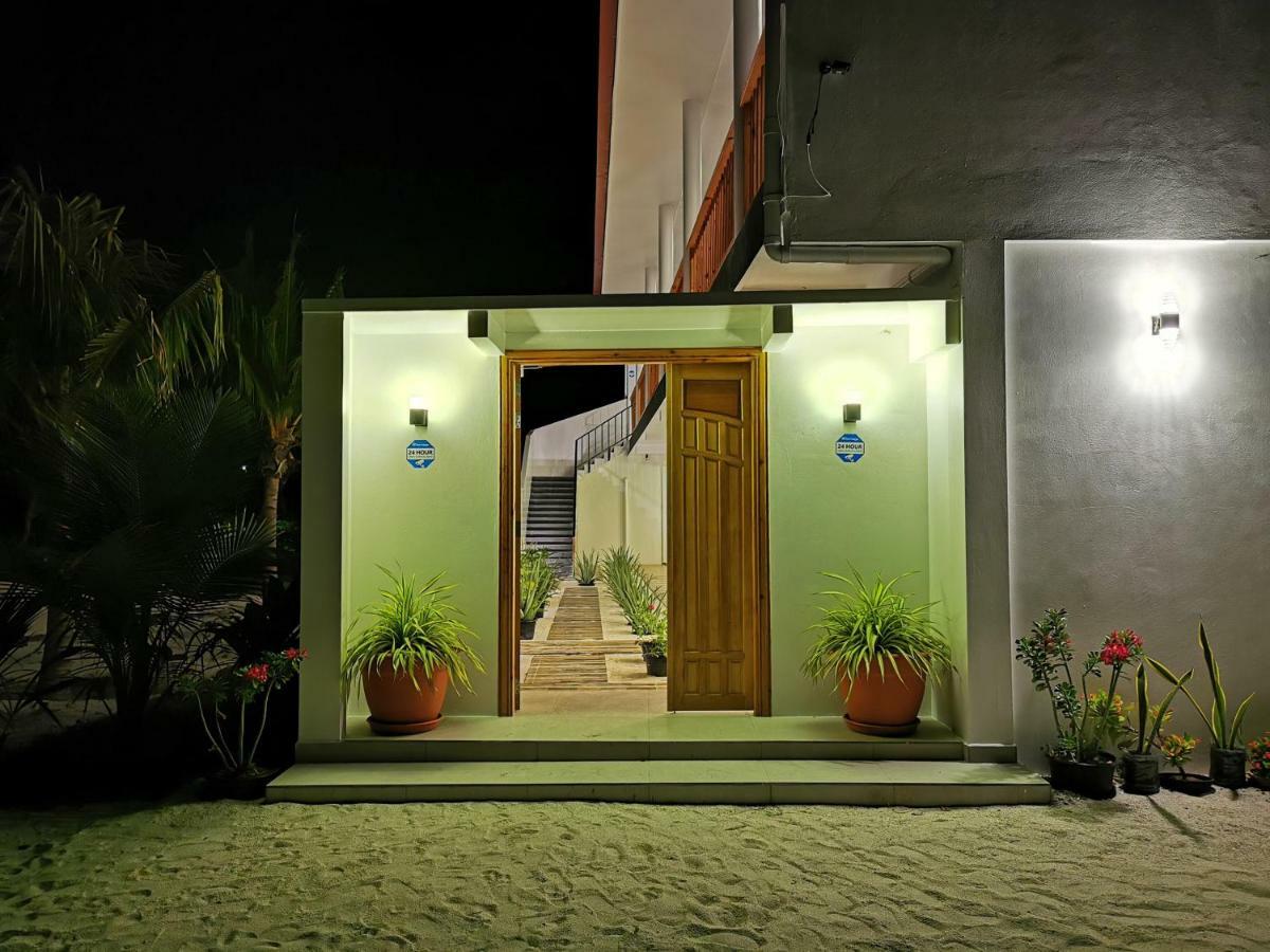 Thila Farm View Hotel Thoddoo Exterior foto