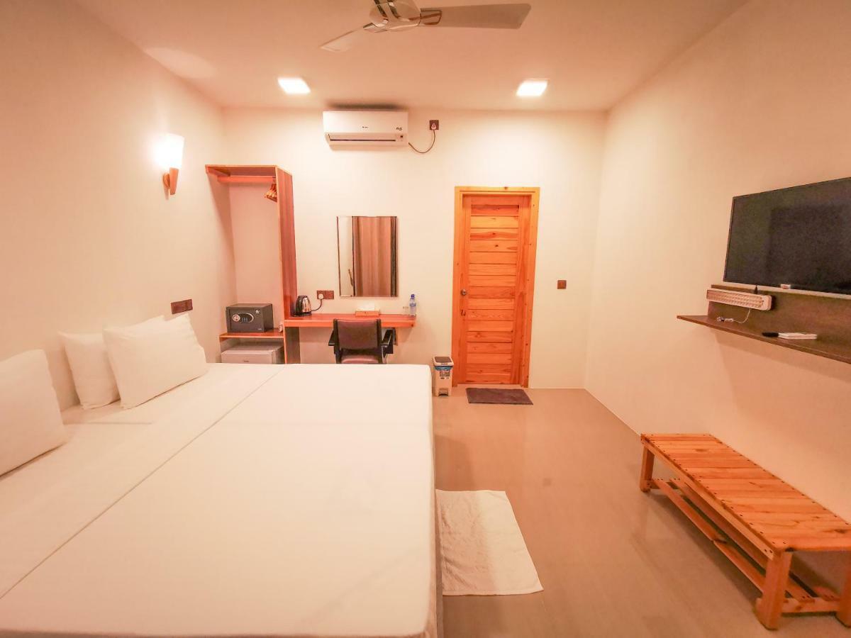 Thila Farm View Hotel Thoddoo Exterior foto